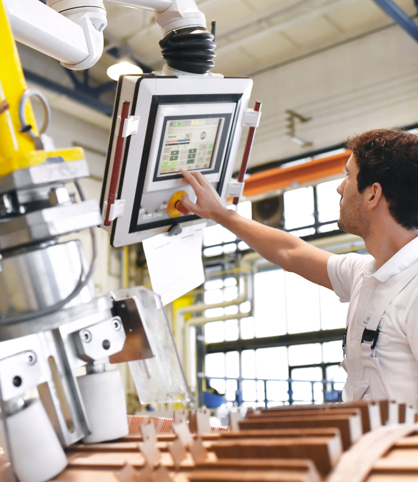  Employment law services for manufacturing sector